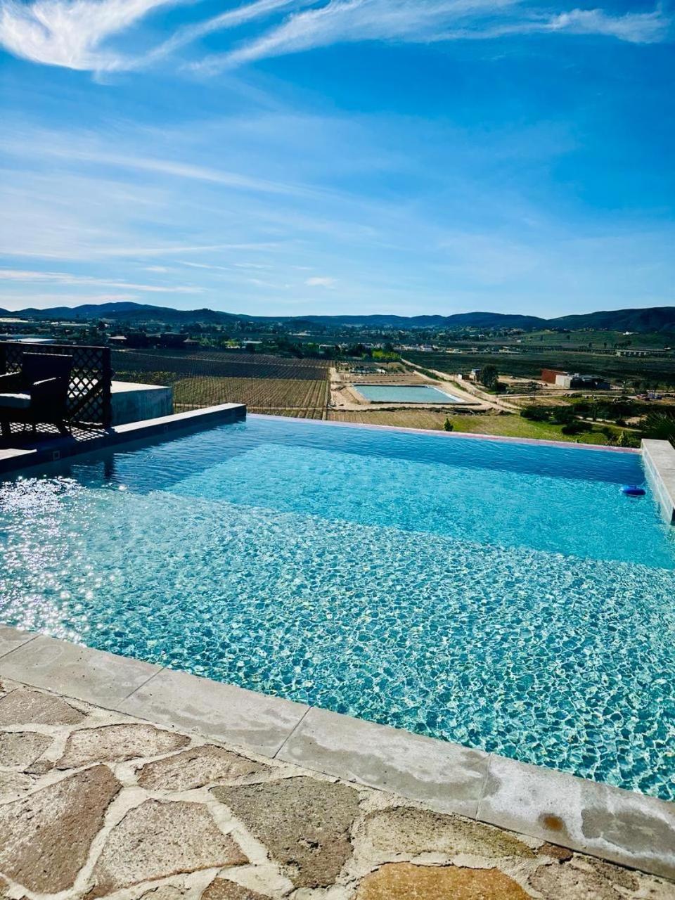 Siempre Valle Hotel Boutique Valle de Guadalupe Eksteriør bilde