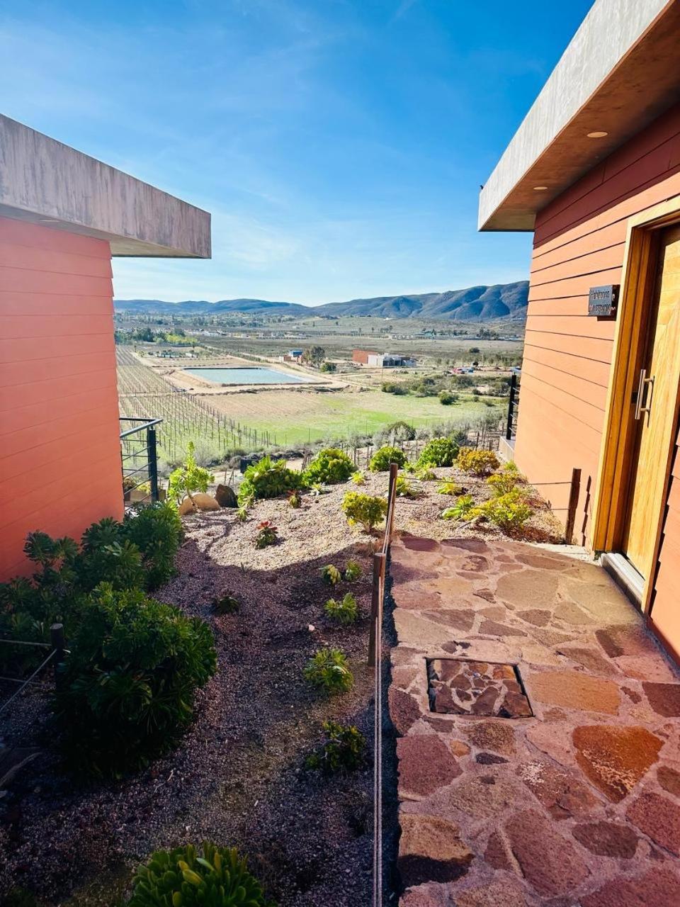 Siempre Valle Hotel Boutique Valle de Guadalupe Eksteriør bilde