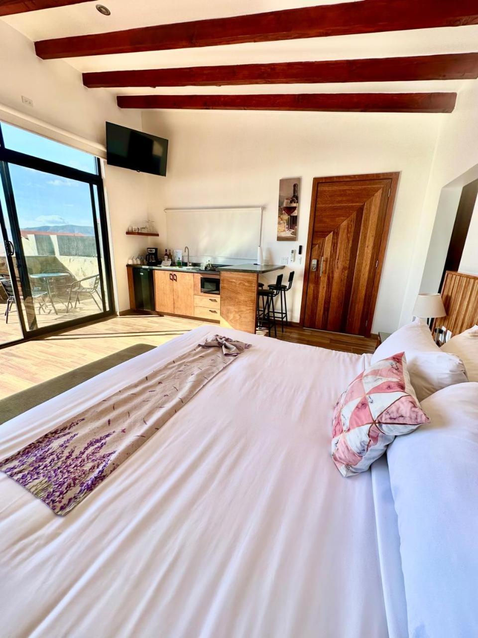 Siempre Valle Hotel Boutique Valle de Guadalupe Eksteriør bilde