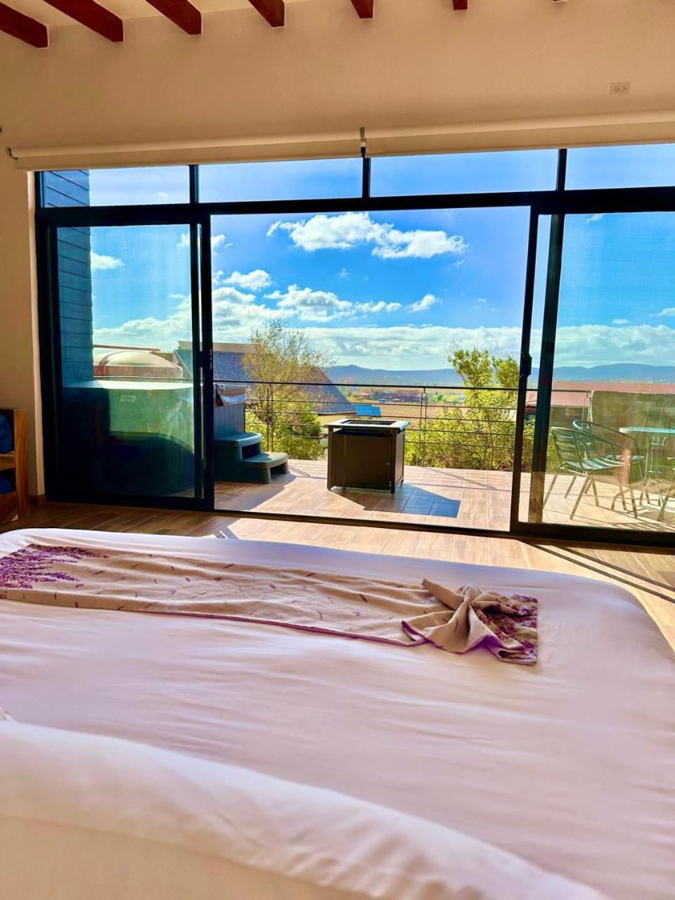 Siempre Valle Hotel Boutique Valle de Guadalupe Eksteriør bilde